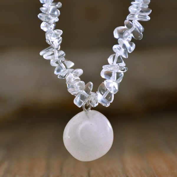 clear quartz chip stone pendant necklace