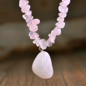 Natural Amethyst Chip Stone Necklace with Smooth Pendant for Women – Boho Crystal Jewelry - Image 4