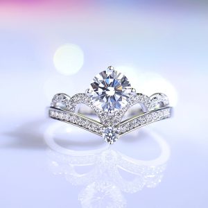 Crown design moissanite engagement ring for women round cut stone 925 sterling silver bridal ring