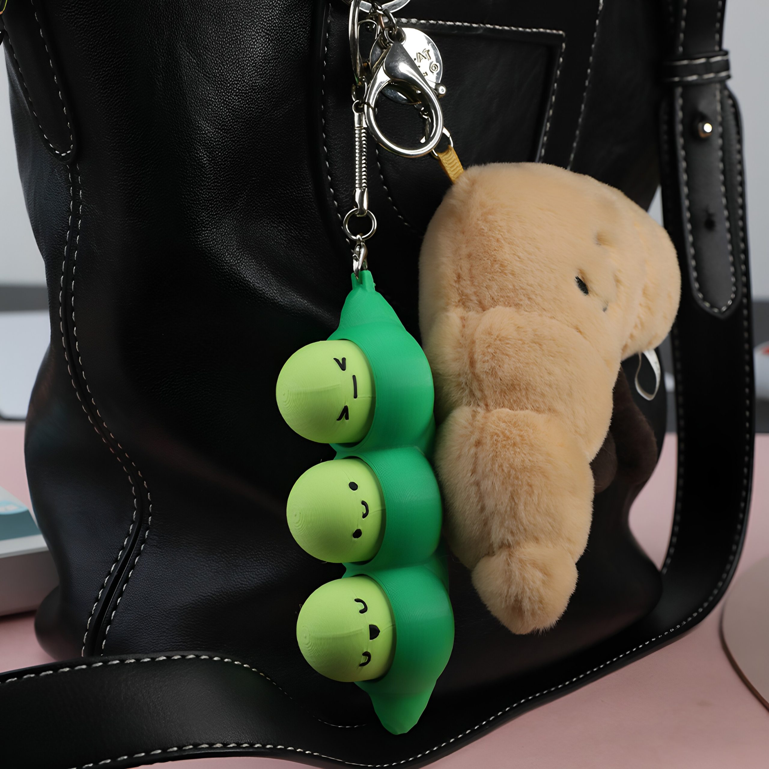 pea keychain for bag cute 3d