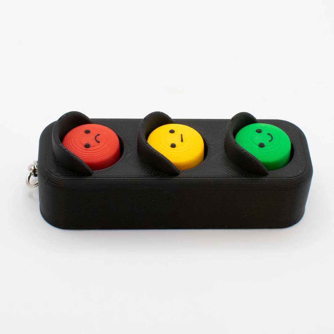 Side view 3d Traffic Light Fidget Clicker Keychain